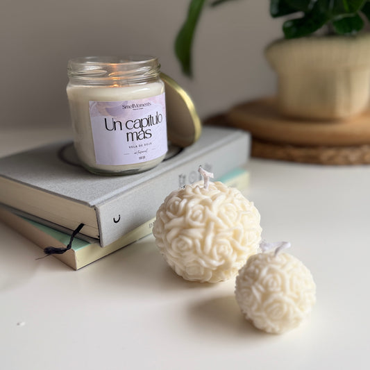 Un Capitulo Más | Pack Vela Aromática + Set Velas Decorativas