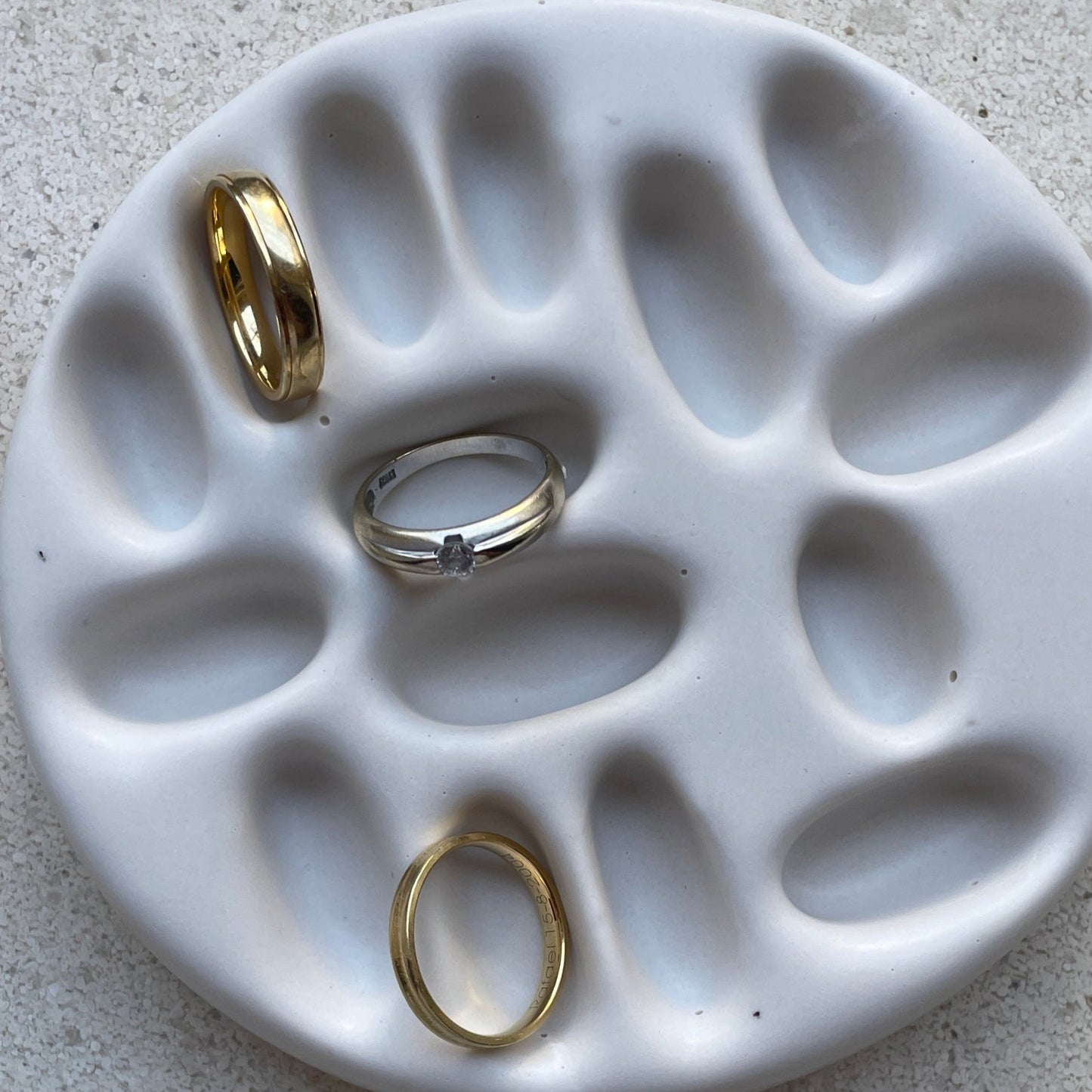 Joyero de resina ecológica – diseño único, hecho a mano