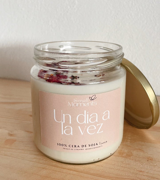 Vela aromática UN DÍA A LA VEZ